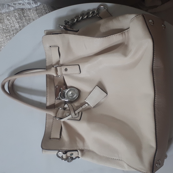 Michael Kors Bag - Picture 2 of 7